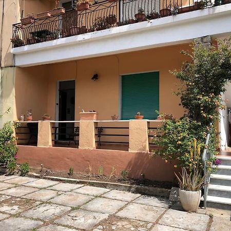 Casa Indipendente Zona Centrale La Maddalena  Kültér fotó