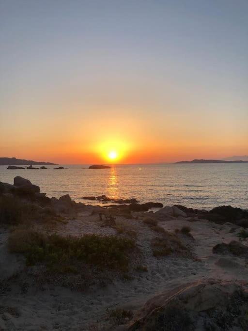 Casa Indipendente Zona Centrale La Maddalena  Kültér fotó